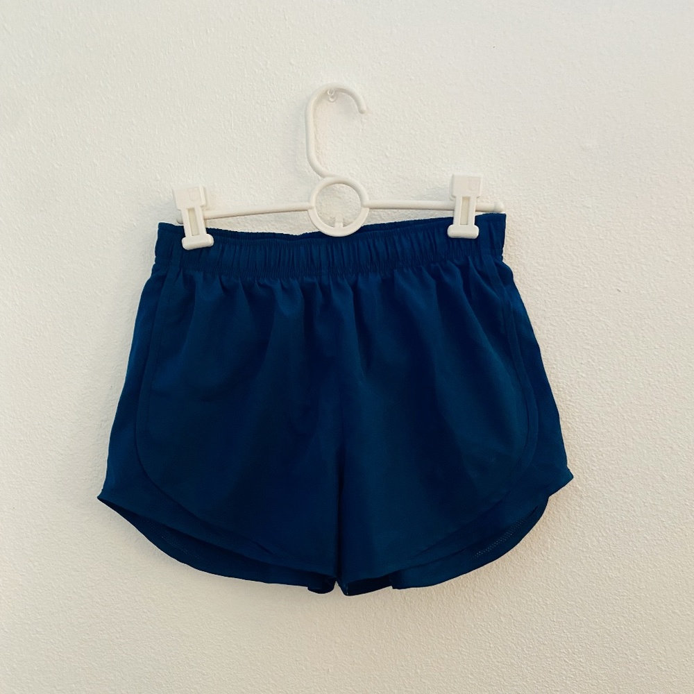 navy blue nike dri-fit tempo shorts